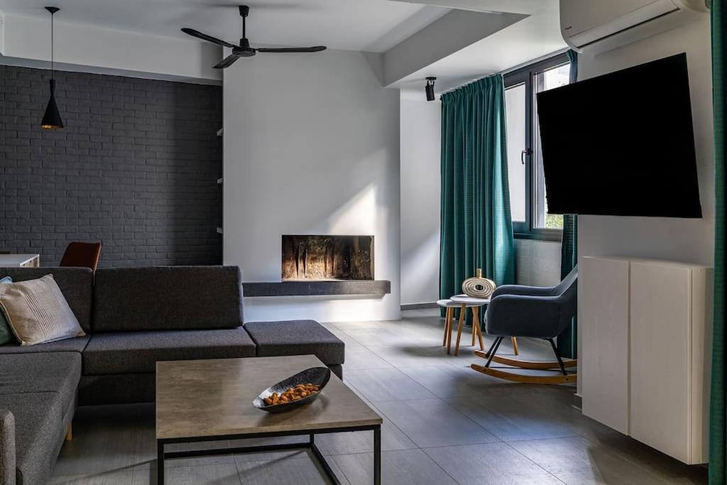 Central, Parking, Play Area, 1Km To The Sea Heraklion  Luaran gambar